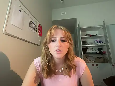 Lucianamoln Webbikameraesitys