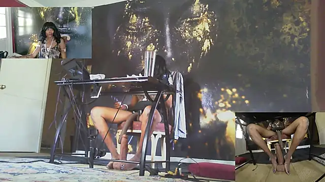 MissBussyBandit's Webcam Show