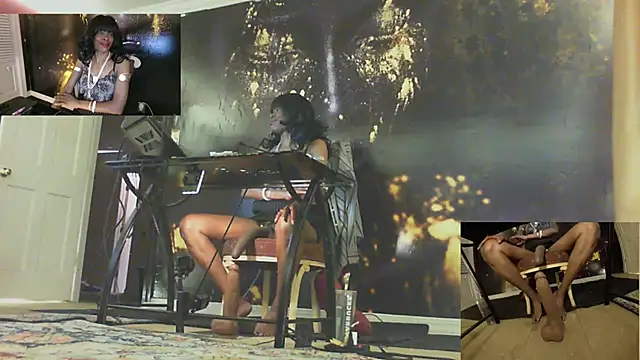 הופעת וובקאם של MissBussyBandit