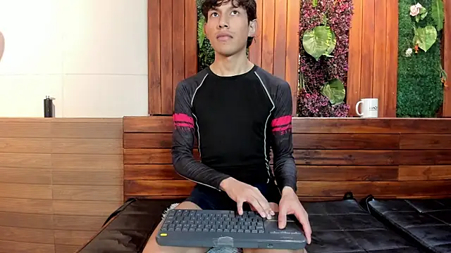 Webkamerová show Pierre_Leroy_