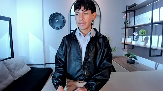 Pierre_Leroy_ webcam show