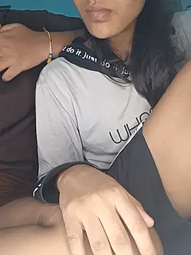 Cute_girl_priya01's Webcam Show