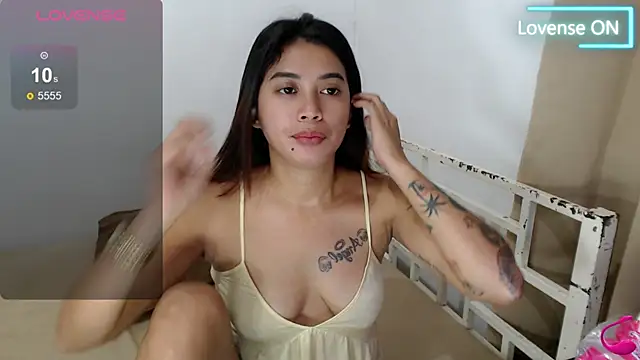 yourfcker_victoria Pertunjukan Webcam