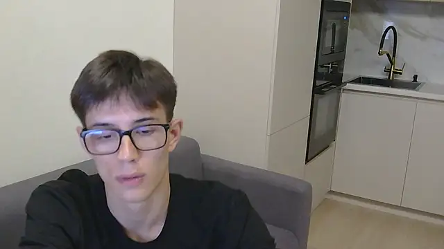 ElijahTarlet webcam show