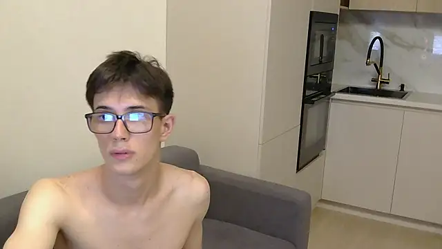 Webkamerová show ElijahTarlet