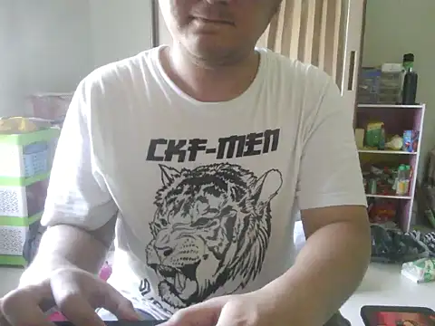Hikkk____ 网络视讯表演
