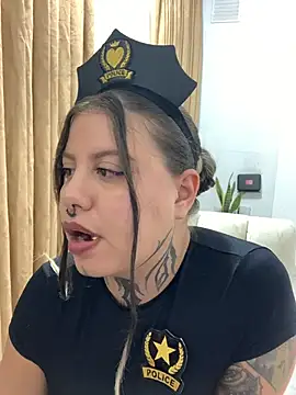 Srta-Weaver's Live XXX Chat