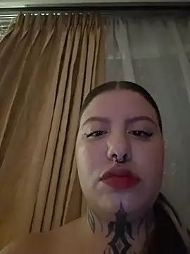 Srta-Weaver Chat XXX in diretta