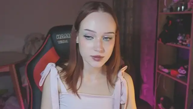Chatroom XXX en direct de shyghostt