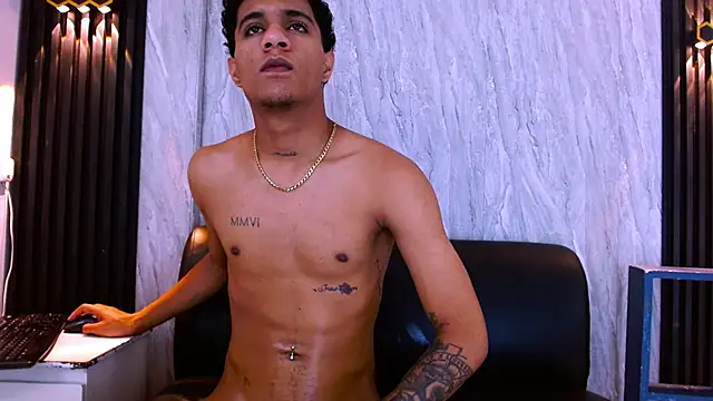 _Thiago12n Webbikameraesitys