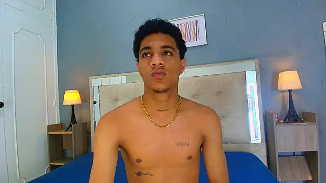 Show de _Thiago12 na webcam