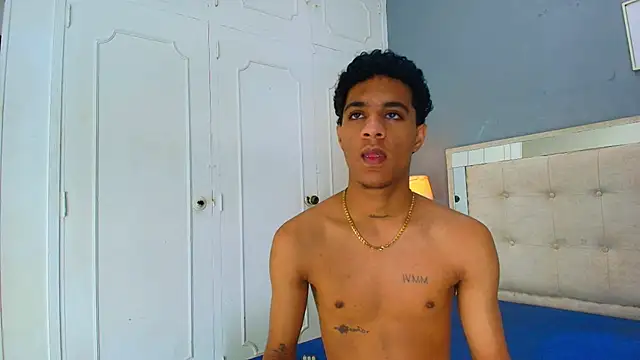 _Thiago12n Webbikameraesitys