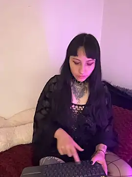 Pertunjukan Kamera Web NyxNoire666