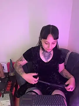 NyxNoire666's Live Sex Cam Show
