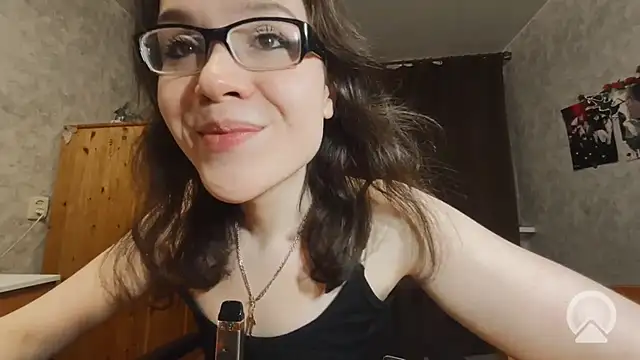 RachelSavn Webbikameraesitys
