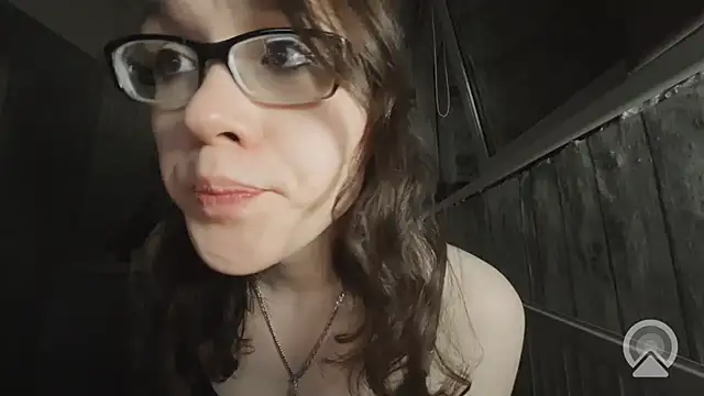 Show modela RachelSav na web-kameri