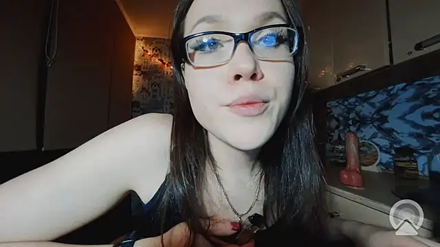 Show modela RachelSav na web-kameri