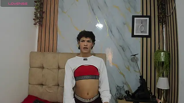 nyx_white_Gay webcam show