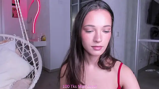 InnocentEvee's Webcam Show