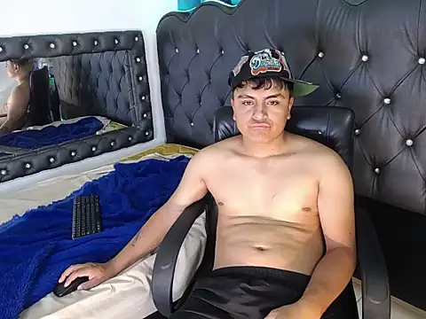 NoahBrowns_ Webcam show