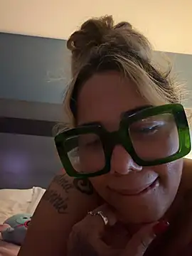 BarbieDollHtx's Webcam Show
