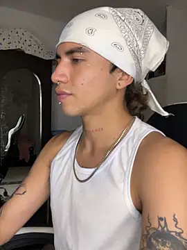 darkodarkoo webcam show
