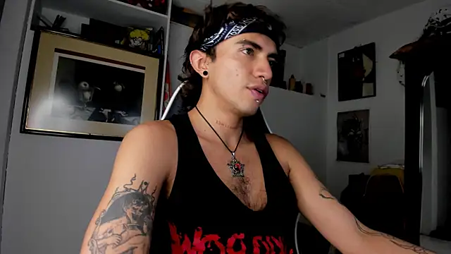 darkodarkoo's Webcam Show