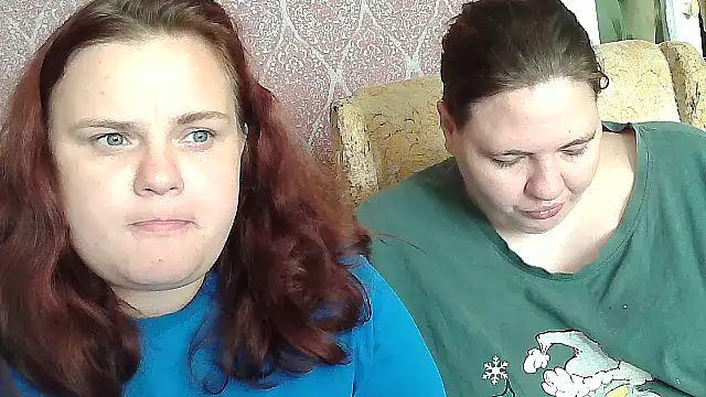 MilaXHelen Show in webcam
