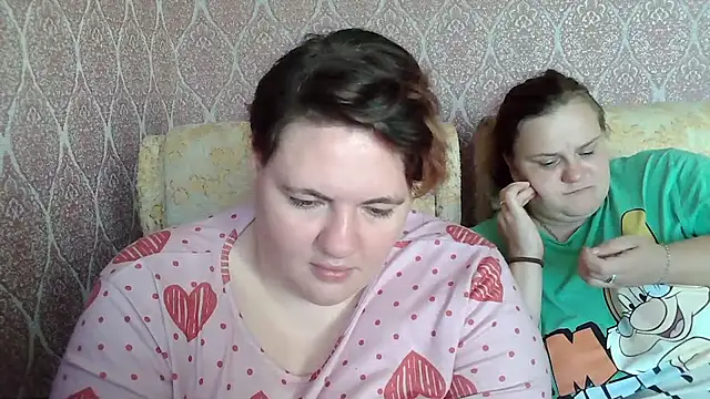 Show modela MilaXHelen na web-kameri