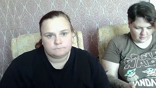 MilaXHelen Show in webcam