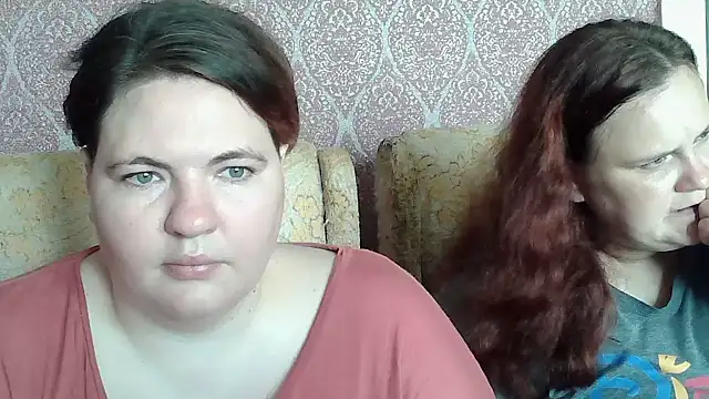 Show modela MilaXHelen na web-kameri