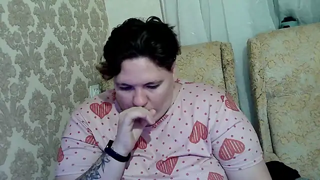 Show de MilaXHelen na webcam
