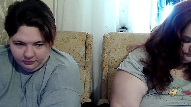 MilaXHelen's Webcam Show