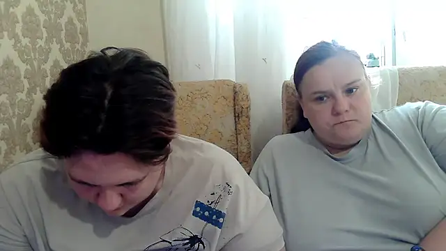 MilaXHelenn Webbikameraesitys