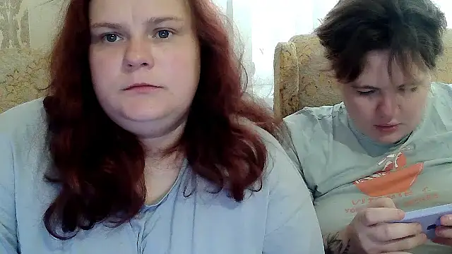 XXX chat uživo modela MilaXHelen