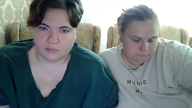 MilaXHelen's Webcam Show