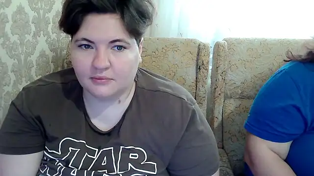XXX chat uživo modela MilaXHelen