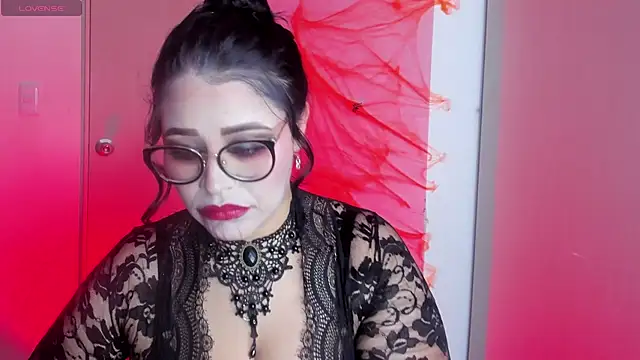 LuisaGranados' Live XXX Chat