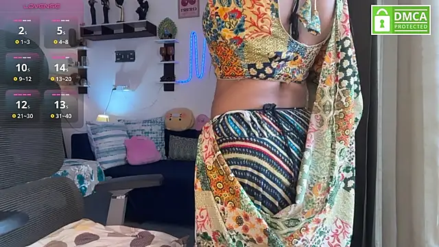 blissful-zovi Show Webcam