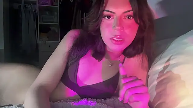 ayla_irene Webcam-Show