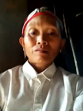 Živá chatovací místnost Nguyen_Emaa