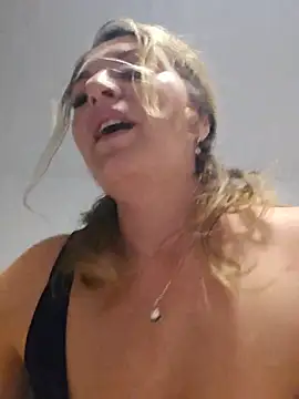 Chat +18 de Bianca_Ella ao vivo