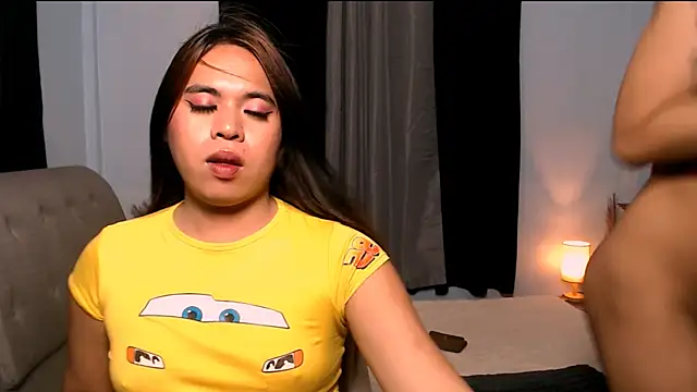 horsecock_xyra's Webcam Show