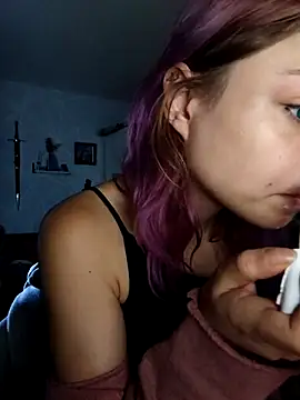 TeenKinkyBanana's Webcam Show