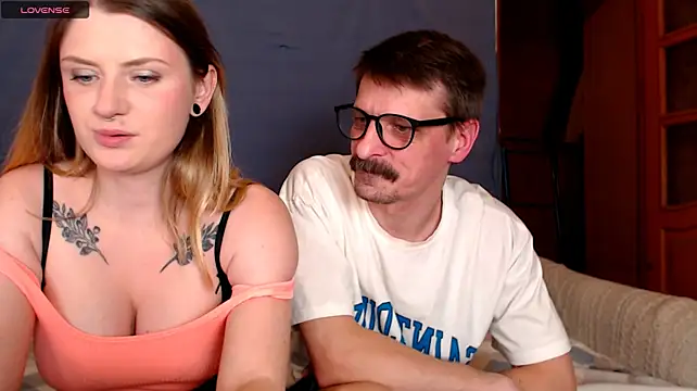 CozyCurves webkamerás műsora
