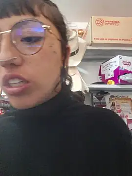 Cute_hollywood1n Webbikameraesitys