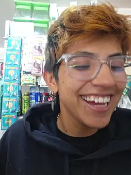 Cute_hollywood1 Webcamshow