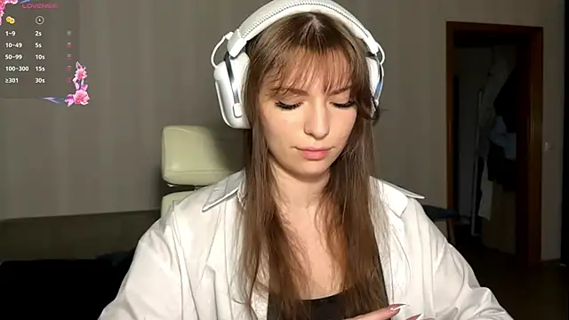 LorinaSpero's Webcam Show