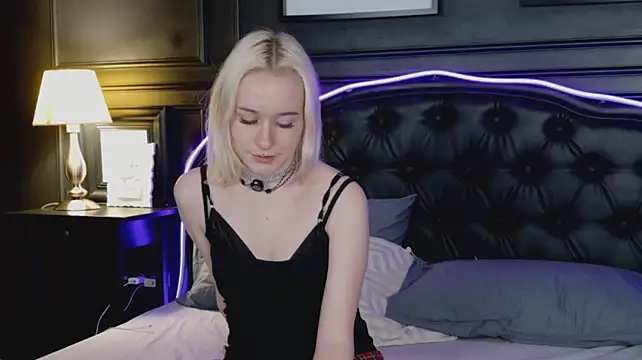 Živý XXX chat EmmaLaurentis