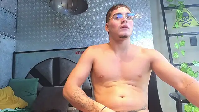 Show de ThiagoFox na webcam